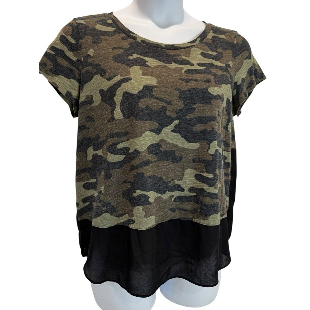 Express Women’s Size L Top Camouflage & Black Semi-Sheer Short Sleeve Shirt - Picture 7 of 7